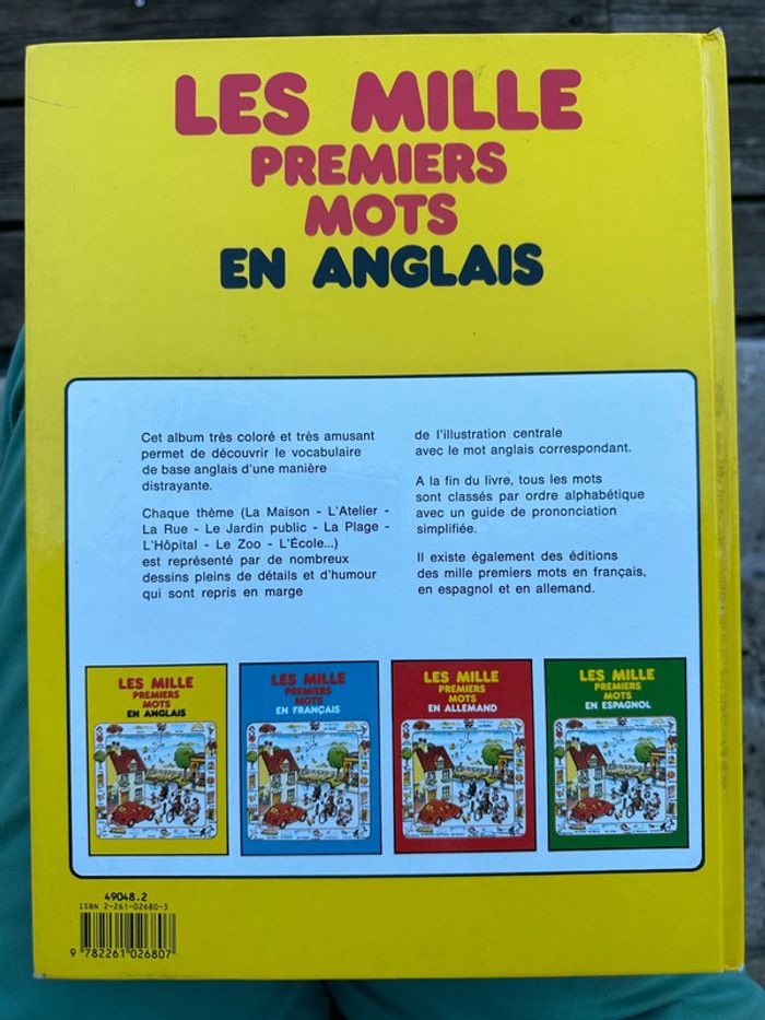 Livre grand album ancien Les mille 1000 premiers mots en anglais english rouge et or - photo numéro 2