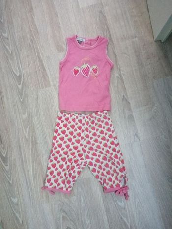 Ensemble t-shirt pantacourt