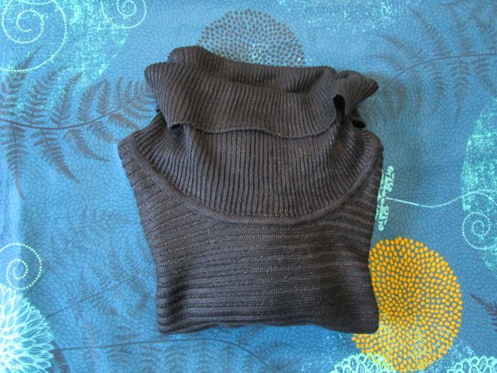 Pull Femme col roulé Clavin Klein Taille M 38 Noir (P113) - photo numéro 8