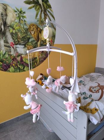 Mobile souris danceuse