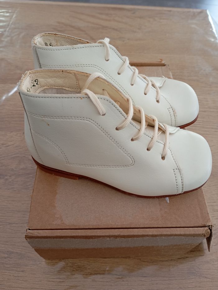 Babybotte neuves pour fille en taille 22 - photo numéro 4