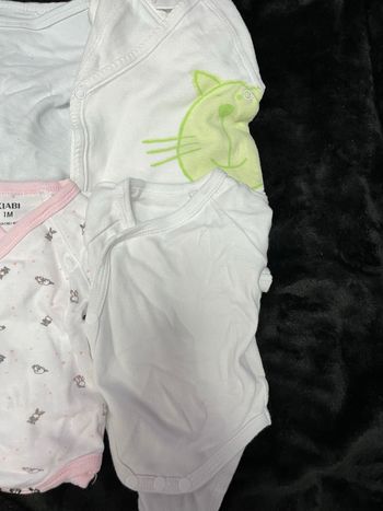 Body bébé 1 mois