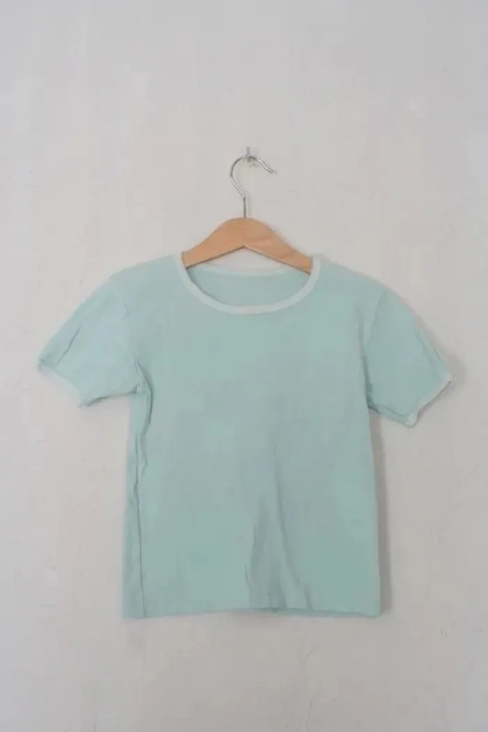 Lot de 5 maillots de corps taille 8 et petit 10 ans - photo numéro 3