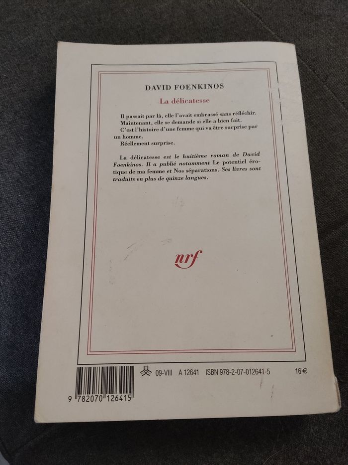 Livre  "La délicatesse" - photo numéro 2