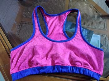 Brassière de sport taille 95b