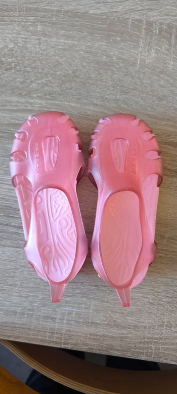 Chaussure de plage taille 26