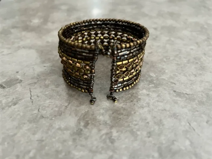 Bracelet Manchette Large en Perles - photo numéro 2