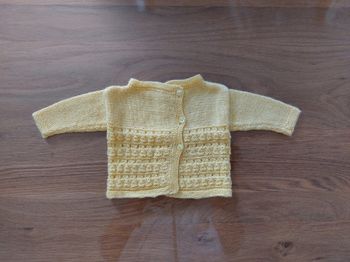 Gilet Fait main 1 mois