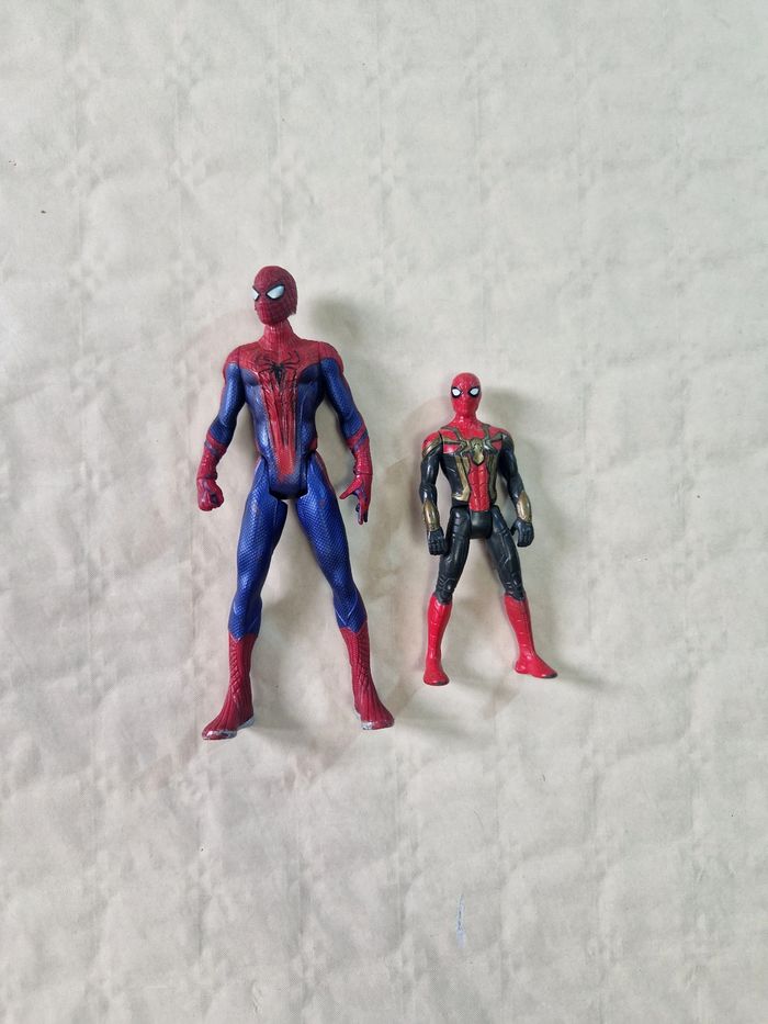 Lot de 2 figurine articulé Spiderman