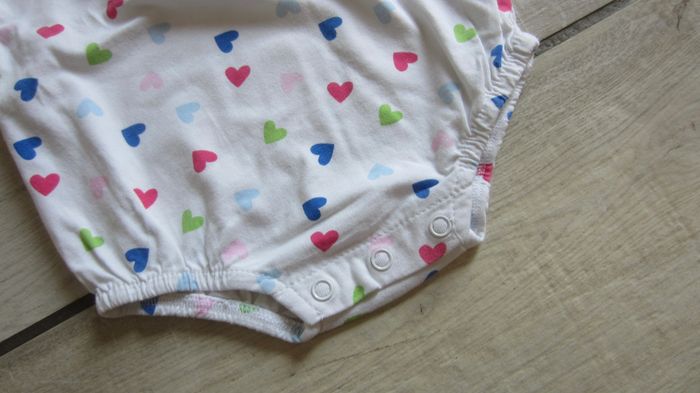 Barboteuse/body bébé fille - photo numéro 2