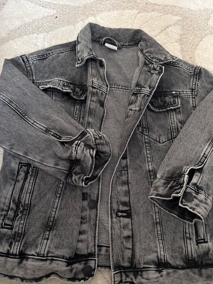 Des habits pour garçons - photo numéro 2