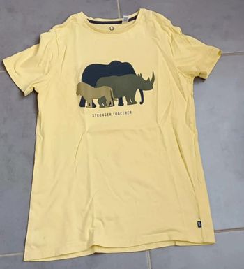 T shirt okaidi  12 ans