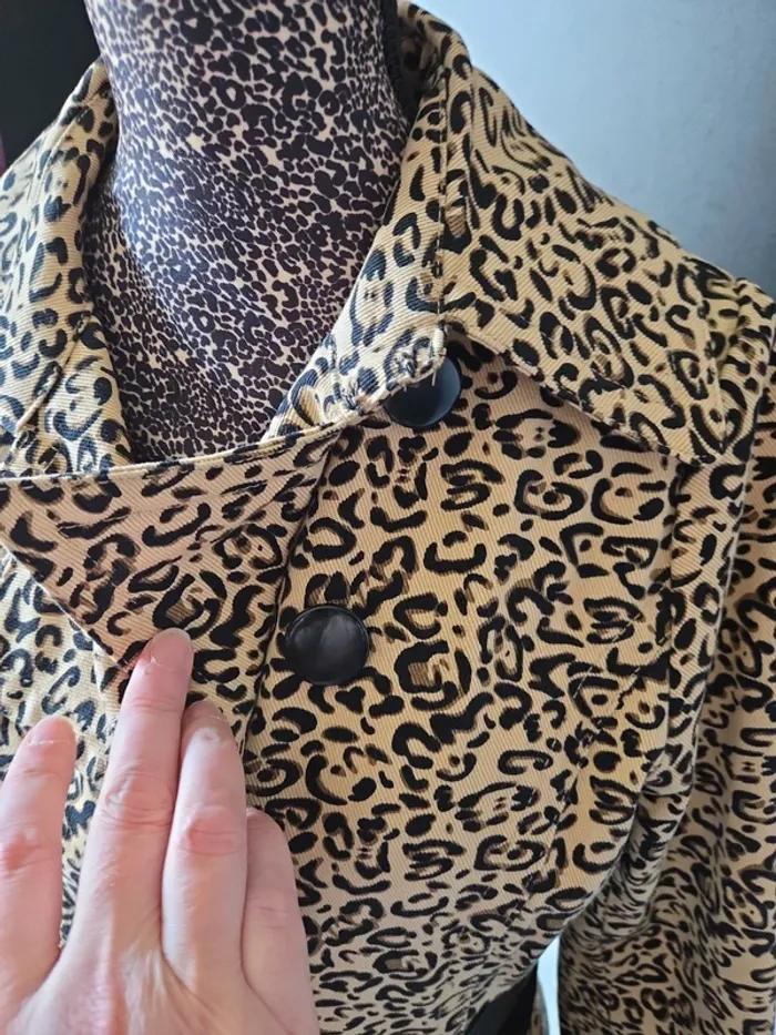 Magnifique Trenchs de chez Jennyfer en taille M - photo numéro 2