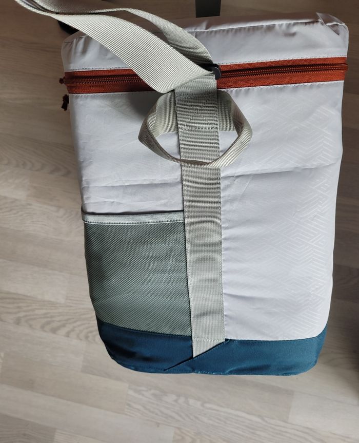 glacière autogonflante queshua et sac étanche (45e) - photo numéro 10