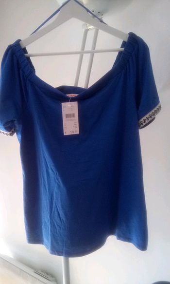 Tee shirt bleu