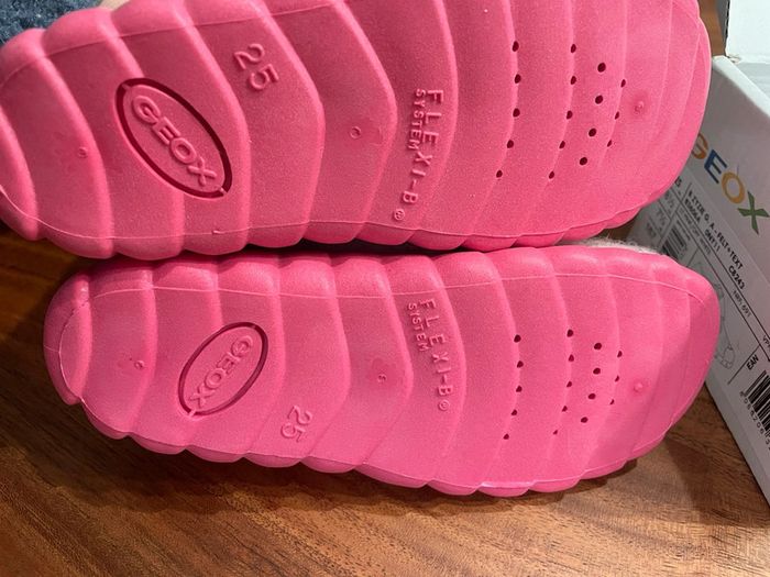 Chaussons fermés Geox T25 - photo numéro 3