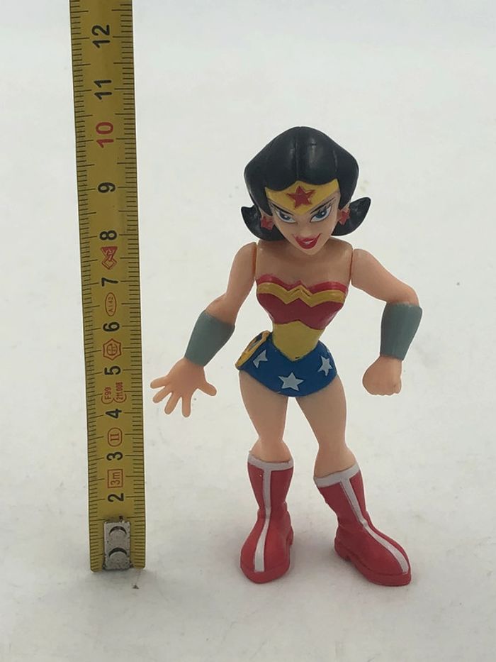 Figurine DC comics Wonder Woman 10 cm - photo numéro 5