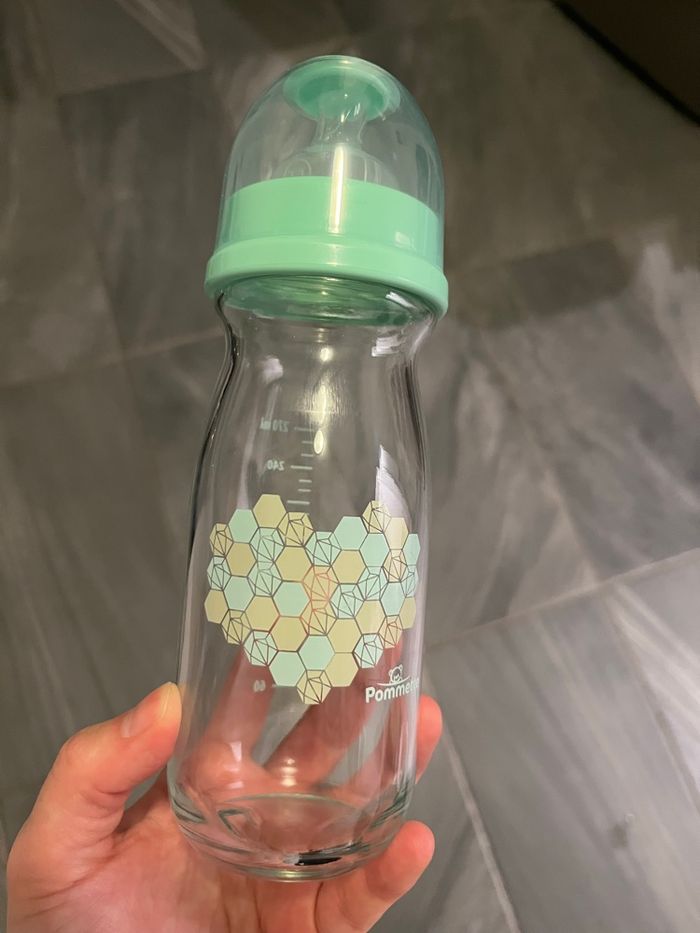 Biberon en verre - photo numéro 2