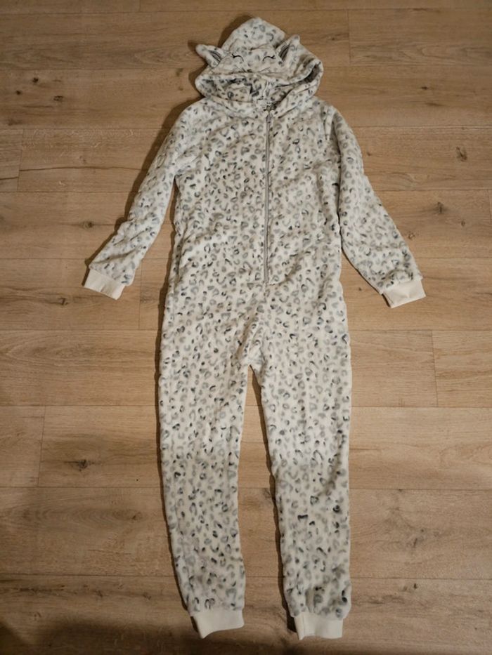 Combinaison pyjama léopard gris noir