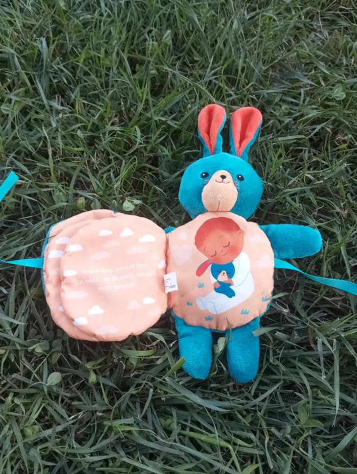 Livre à câliner neuf - photo numéro 3