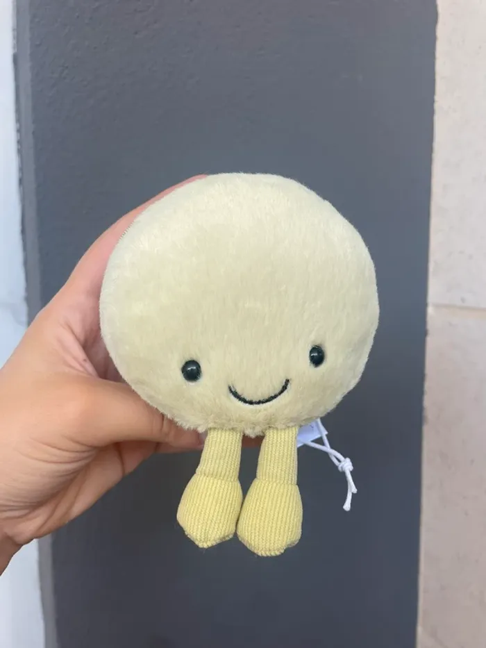 Peluche Jellycat Amuseables Macaron Max 💚 - photo numéro 4
