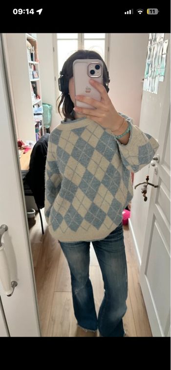 Pull en croisillons bleu ciel et beige