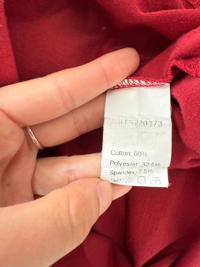 Haut t-shirt rouge framboise à manches courtes volants en dentelle col rond - photo numéro 6