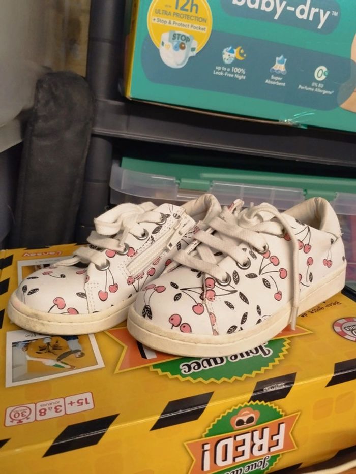 Chaussures pointure 27