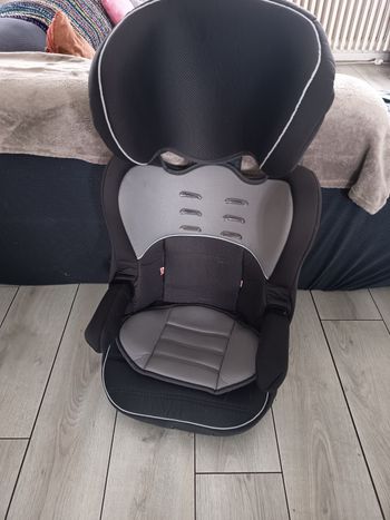 Siège auto Nania beline rehausseur 