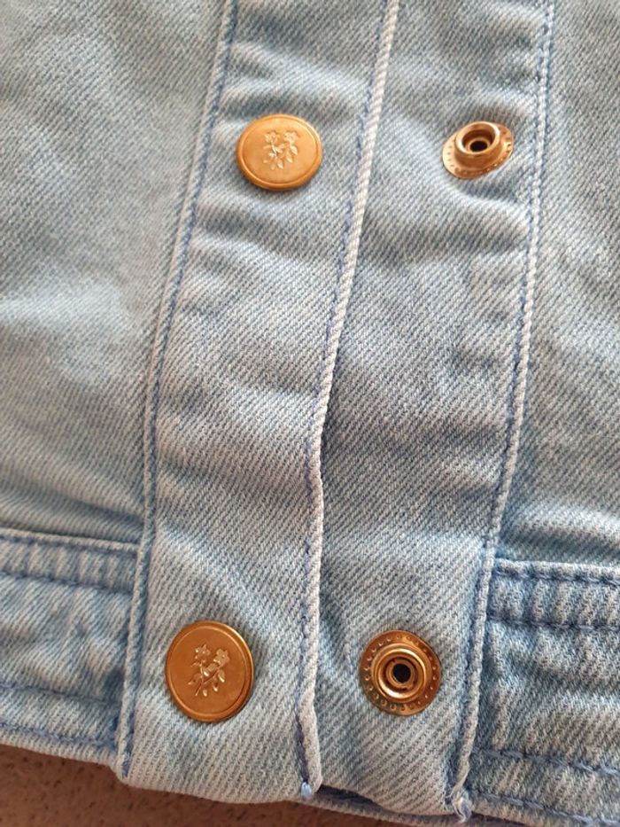 Superbe veste en jean - photo numéro 6
