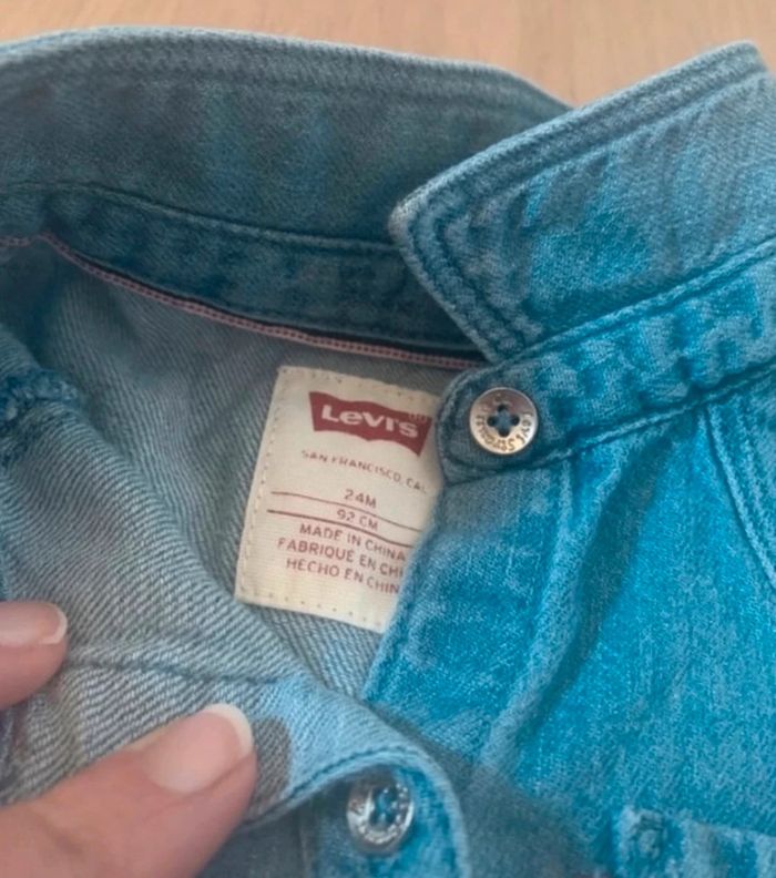 Blouse neuf levi’s 3 ans - photo numéro 2