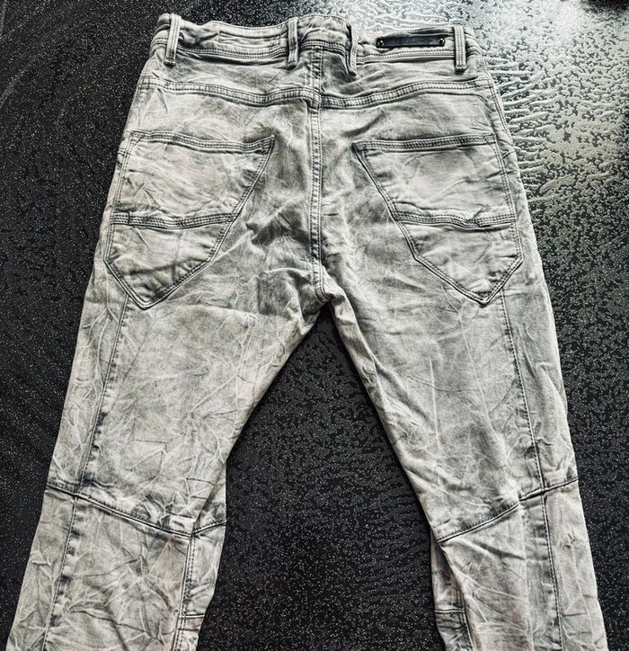 Jean gris / Taille 38 - photo numéro 3
