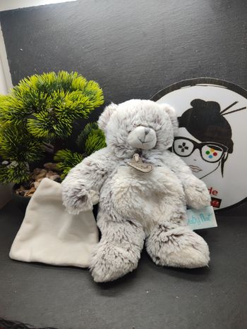 DD003408 Doudou Ours Gris Chiné Blanc Flocon Baby Nat' plat mouchoir BN664 