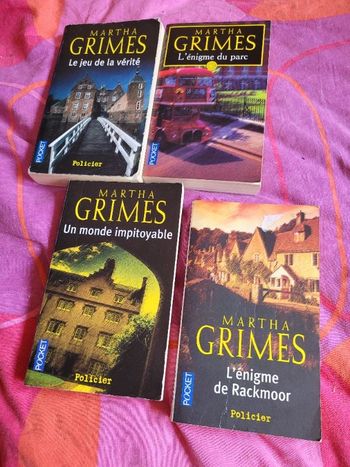 Livres de poche Martha Grimes