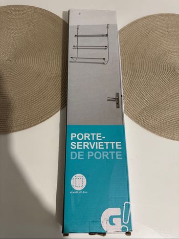 Porte serviette de porte Gifi