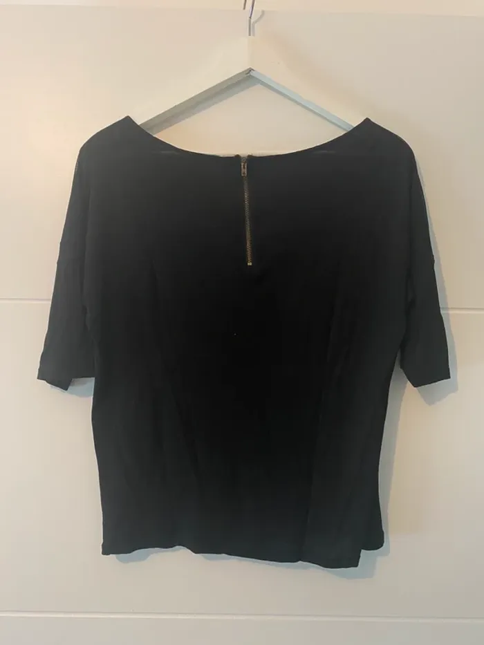 T-shirt noir - photo numéro 2