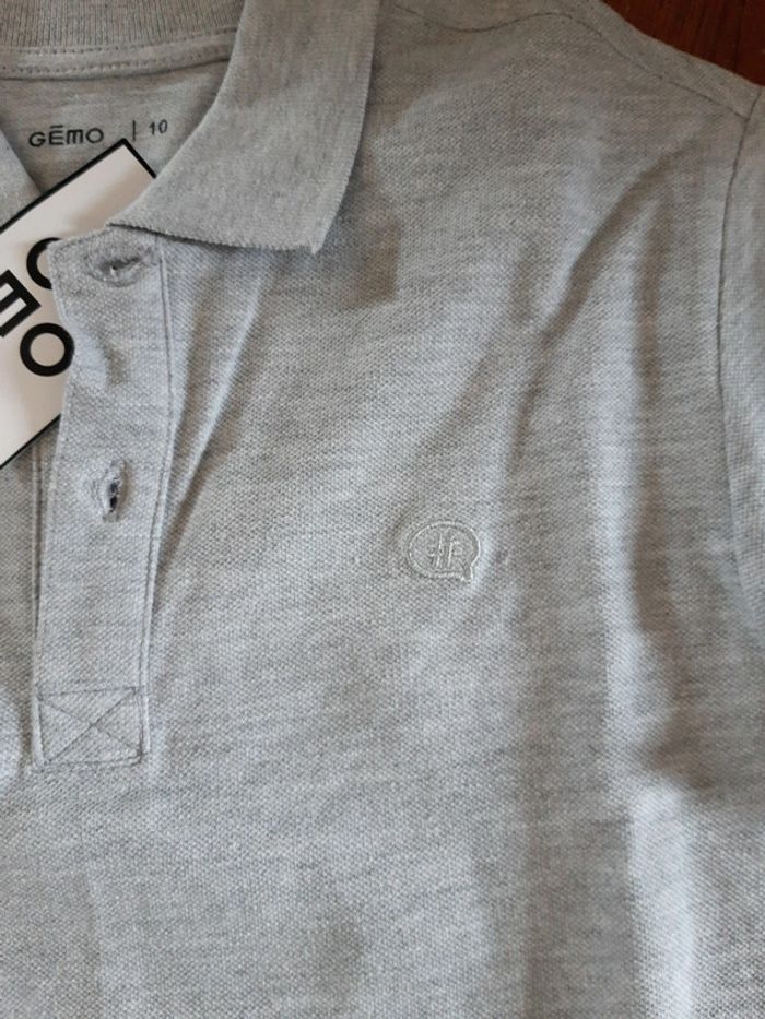 Polo 10ans + pantalon 10ans+ neufs - photo numéro 2