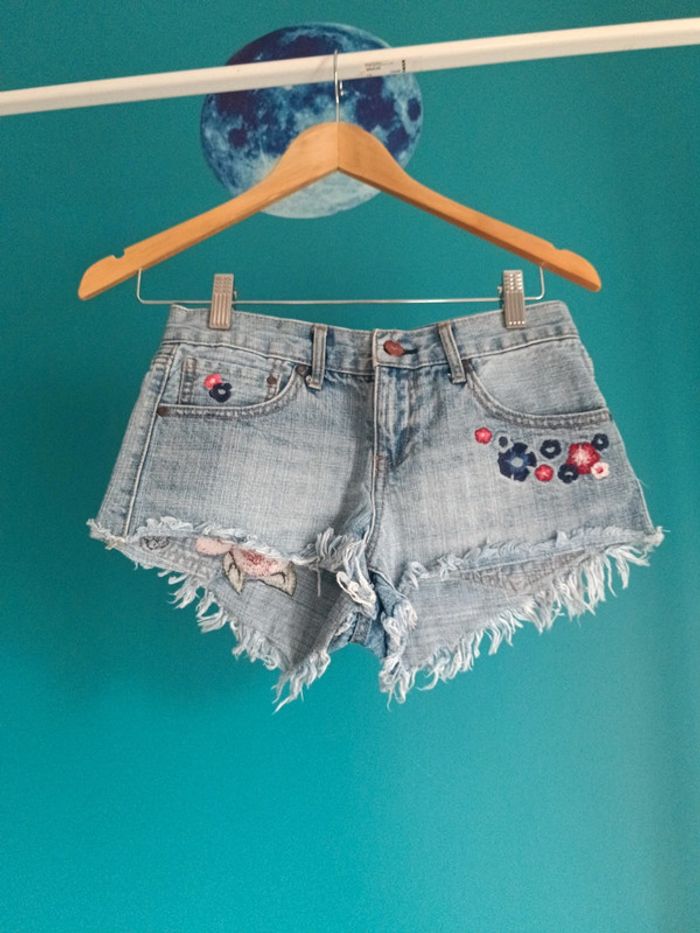 Short jeans