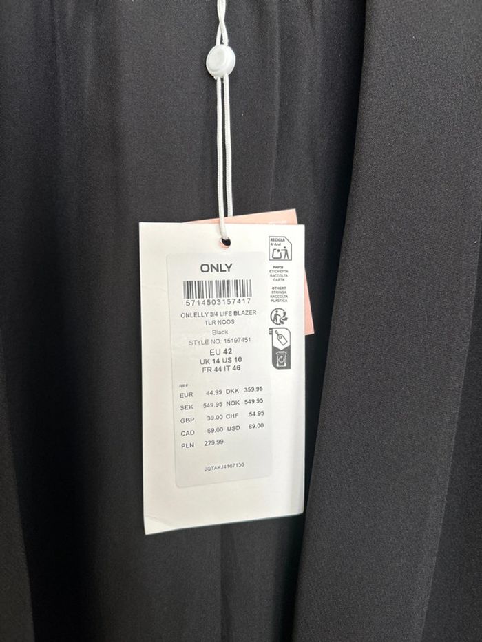 Blazer 42 only neuf avec étiquette - photo numéro 2