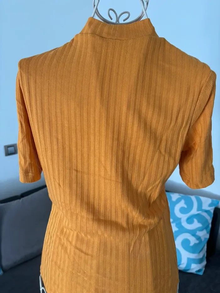 Top moutarde taille XS 34 de chez H&M - photo numéro 5