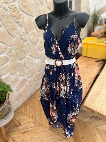 Robe longue shein taille S 36 bleu marine à fleurs été