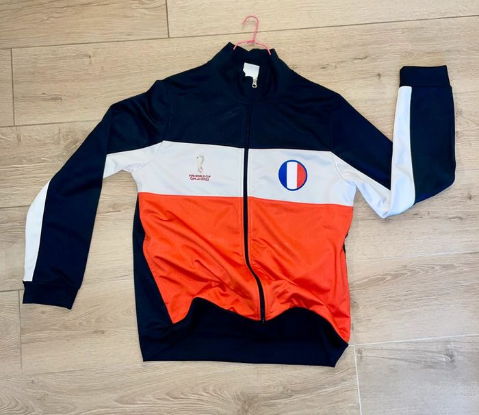 Veste Foitball France / Coupe du Monde Qatar 2022 Taille L comme neuf