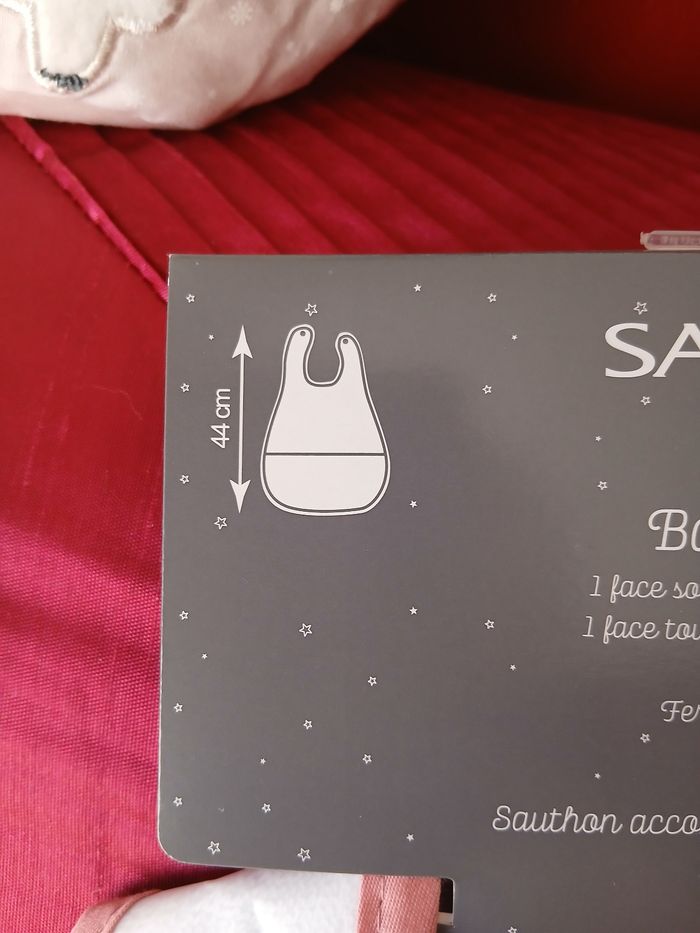 Neuf/Sauthon baby: Bavoir plastifié avec poche +Panière tissu - photo numéro 7