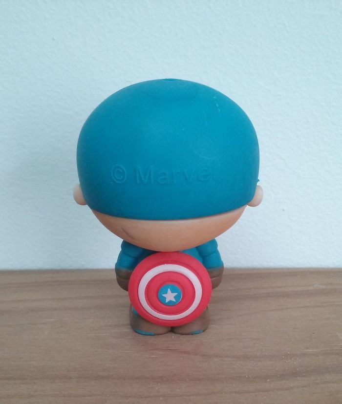 Mini figurine Captain America - Marvel - photo numéro 3