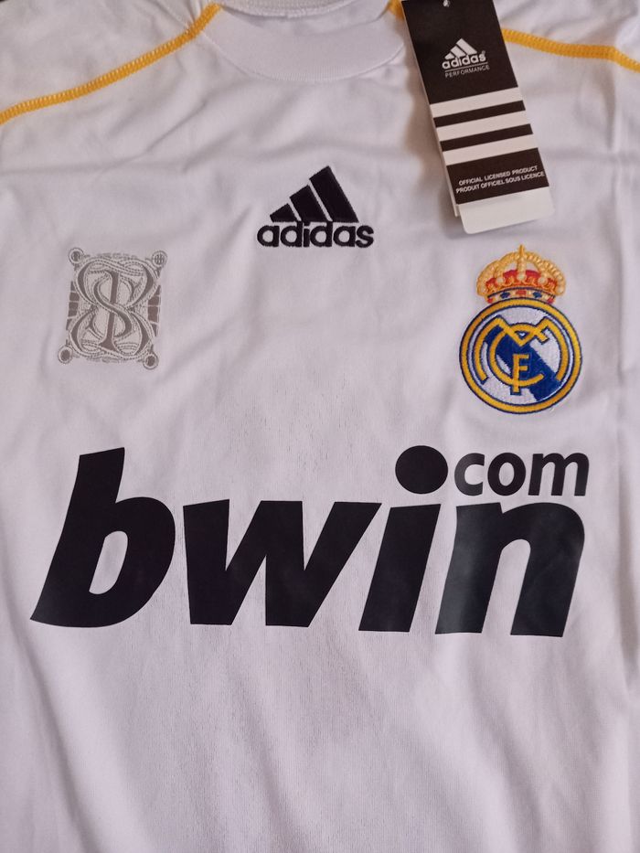 🤍 Maillot domicile 2009/2010 manches longues – Ronaldo 9 – Taille S
- photo numéro 7