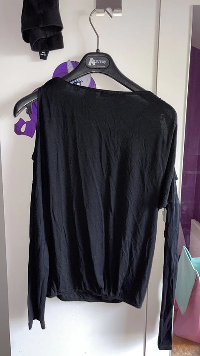 T-shirt manches longues taille M/L - photo numéro 2