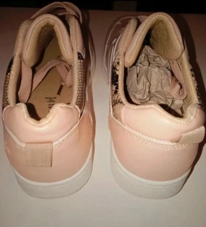 Baskets neuves Manoukian - photo numéro 4