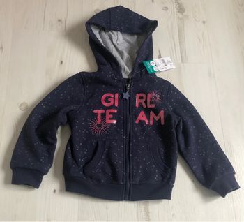 Gilet zippé à capuche Neuf fille 3 ans - 4 ans