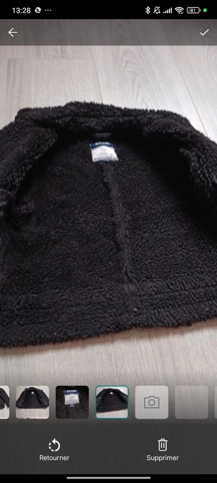 Manteau noir hiver chaud Kiabi fille 4 ans très bon état - photo numéro 6