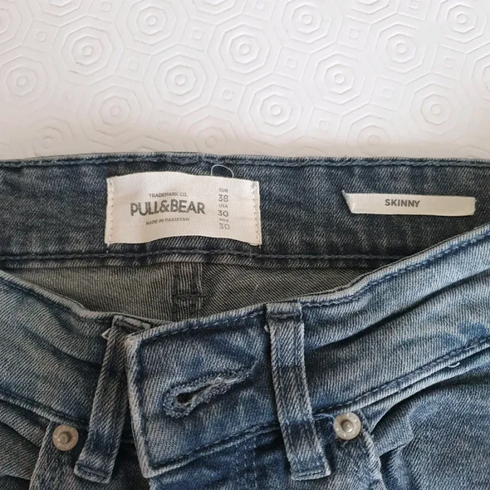 Jean Pull and Bear 38 - photo numéro 3